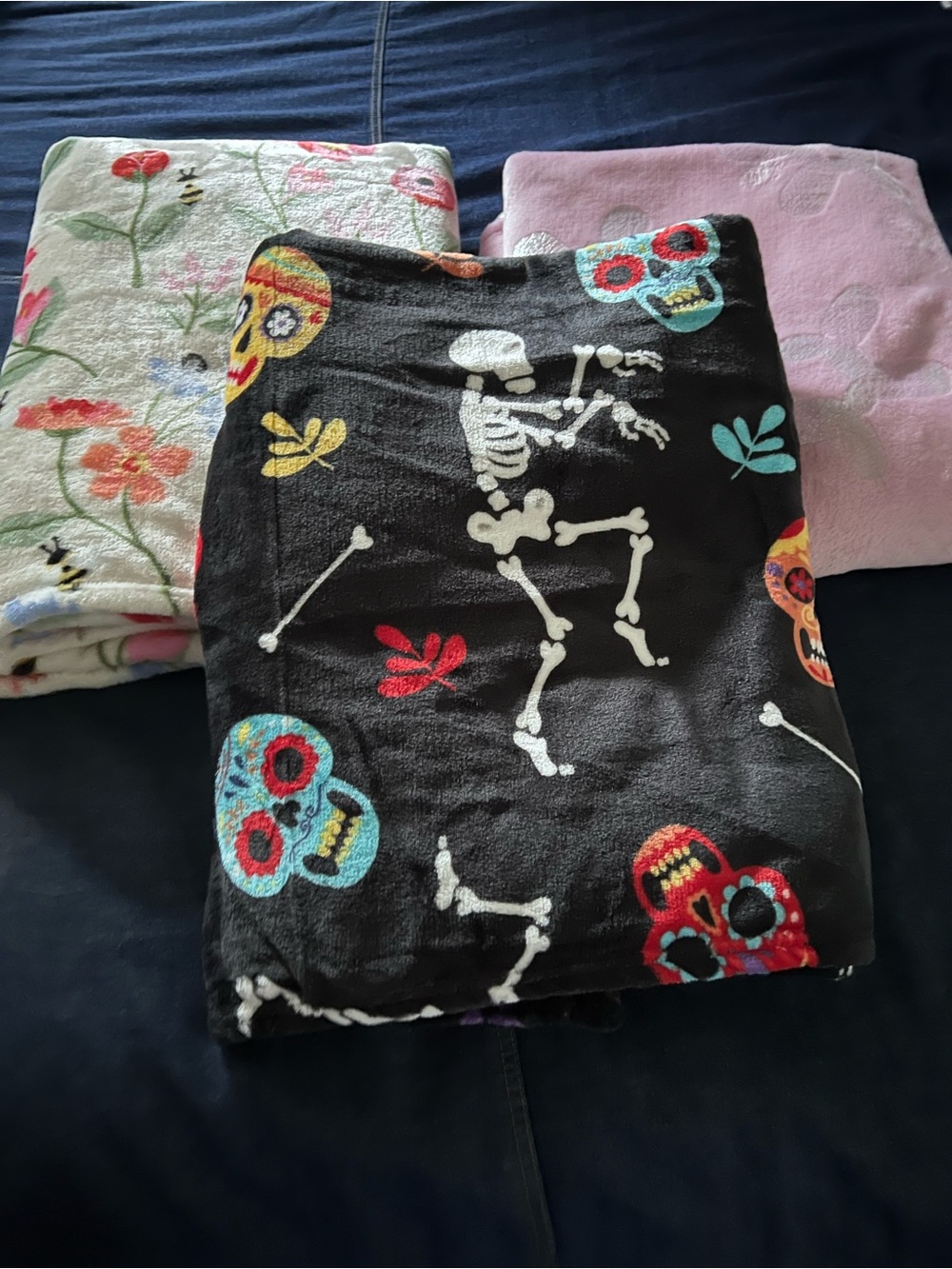 3 Throw blankets for the price of one.
